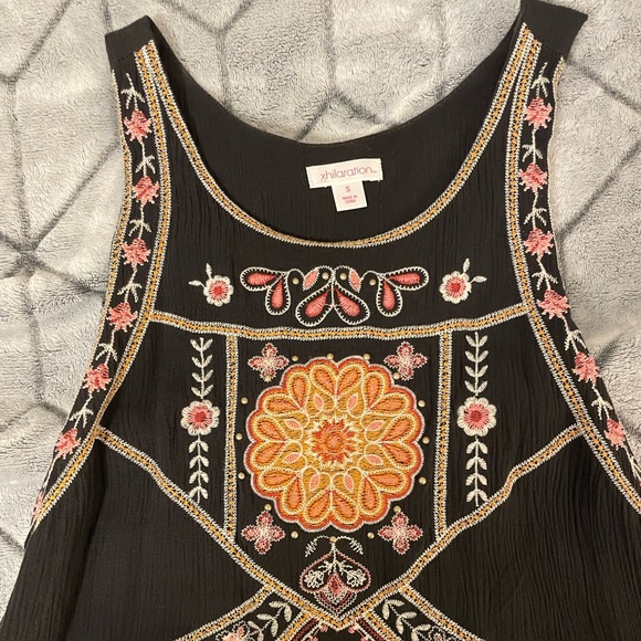 Tank top - Picture 2 of 5